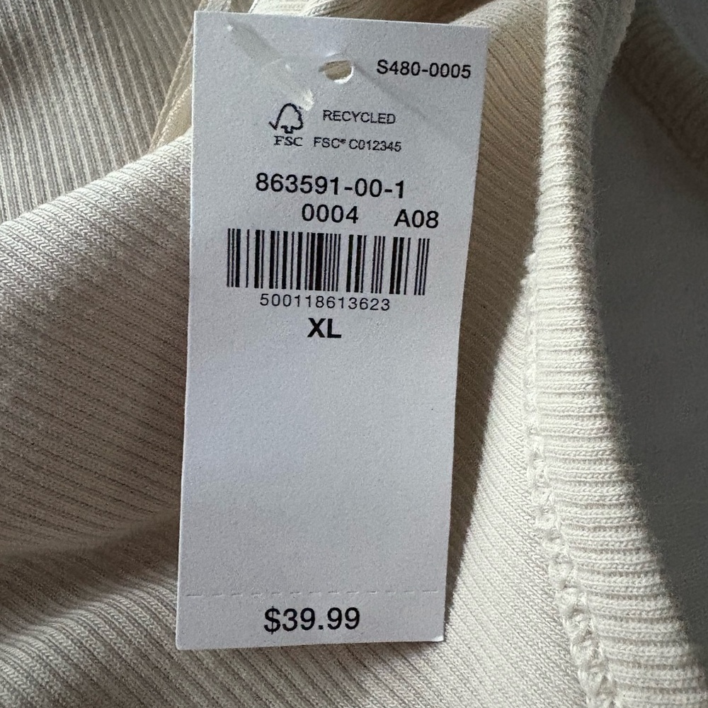 Old Navy Fit and Flare Ribbed Maxi Dress Size XL
NEW - Picture 9 of 12